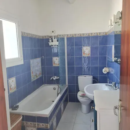 Σπίτι διακοπών Cozy House In With Garden L' Escala
